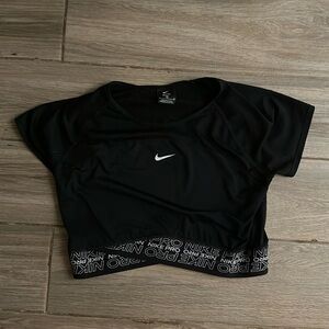Nike Dri Fit Cropped T